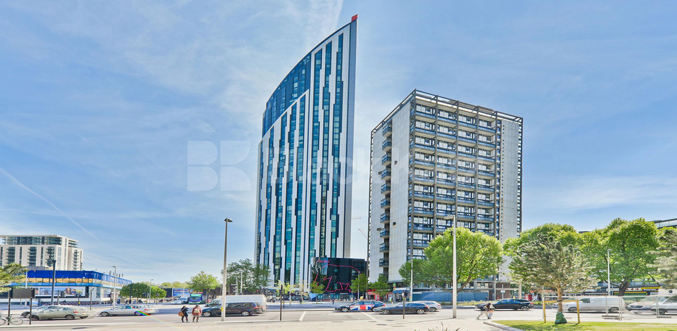 Bright and cheerful Studio Apartment, Furnished Flat in Strata